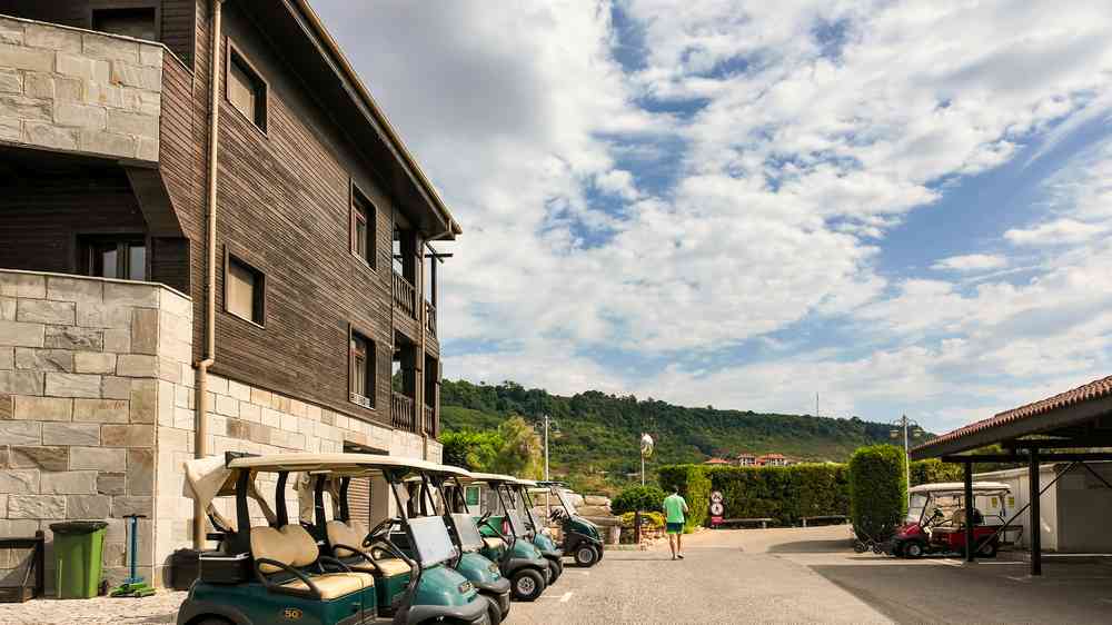 Golf cart station